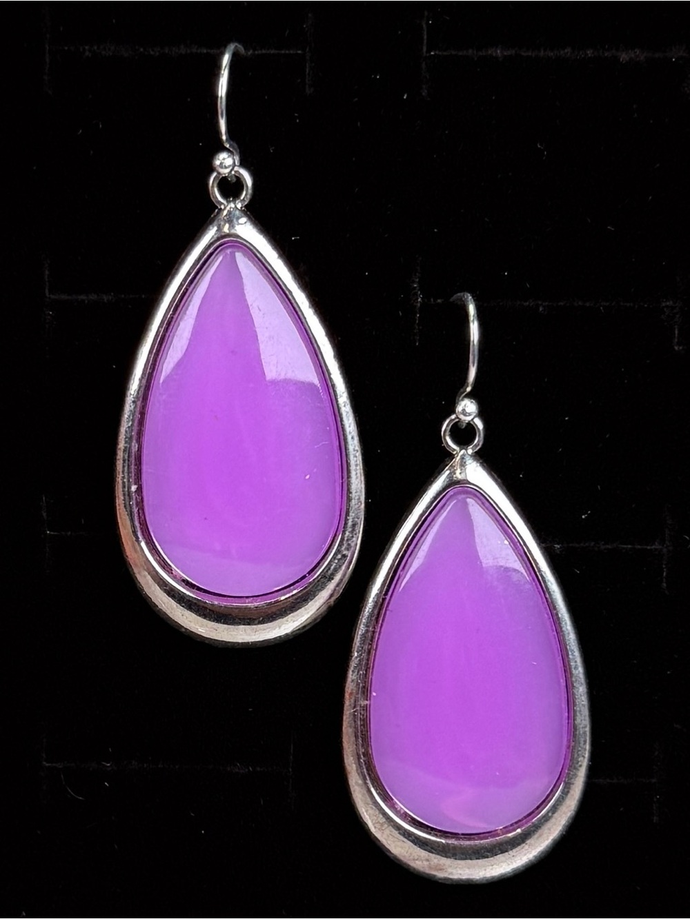 Vintage aged, silvertone and purple weighted teardrop pierced earrings